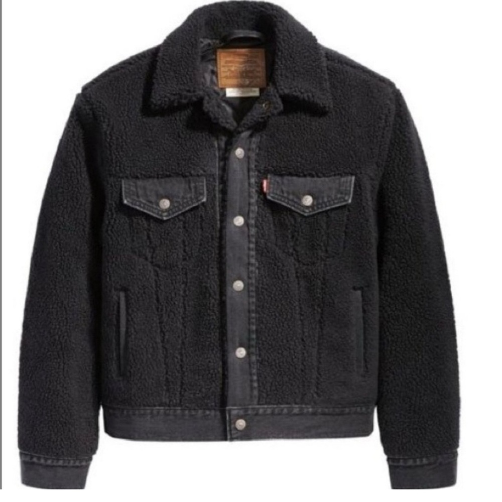 SOLD- Levi’s Ex Boyfriend Pieced Sherpa Trucker Jacket XS